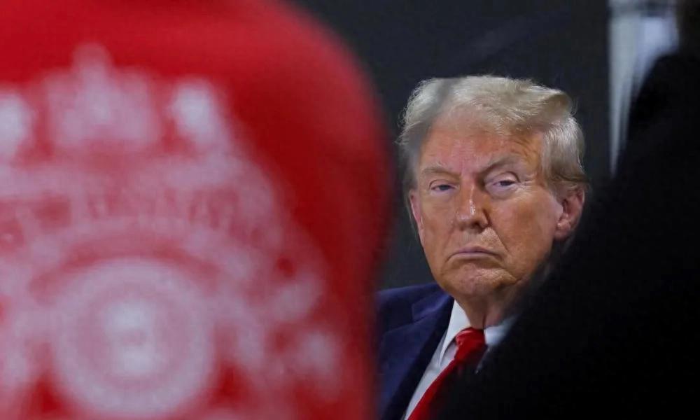特朗普还是软了，签署“认怂令”，首次承认贸易战是错误