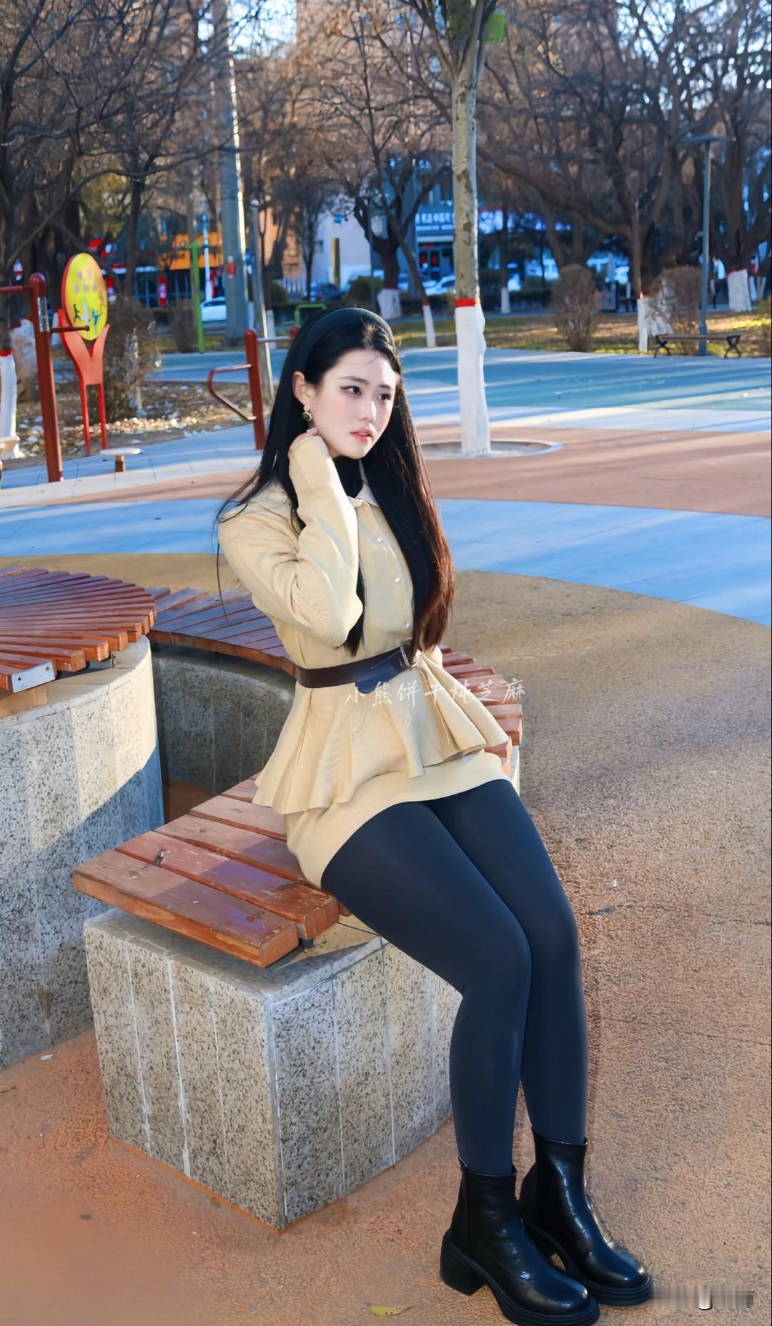 怎样穿搭知性又显身材?