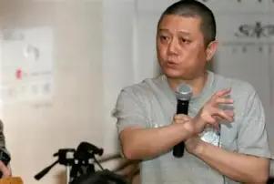 突然发现王朔当年关于统一台湾省的思路，真的太绝了！他讲过，解决台湾问题不一定非要
