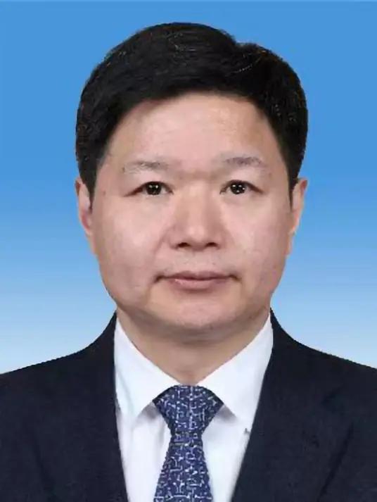 原国家铁路局副局长安路生不再任职，应该是到年龄了。根据近日国家人社部网站公布的信