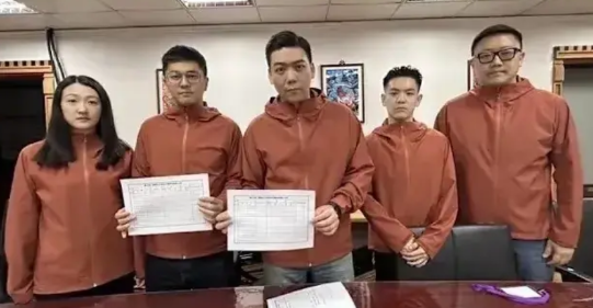 台北地检署于今日将再度传唤罢免民进党立委吴思瑶和吴沛忆提案的领衔人赖苡任和李孝亮