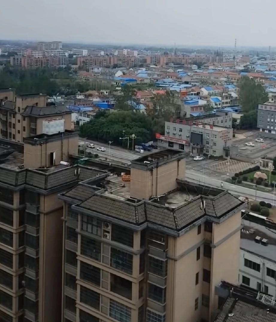 寿县炎刘镇老镇区，在时代发展中开始沉寂了炎刘镇，是安徽省淮南市寿县的经济中心，