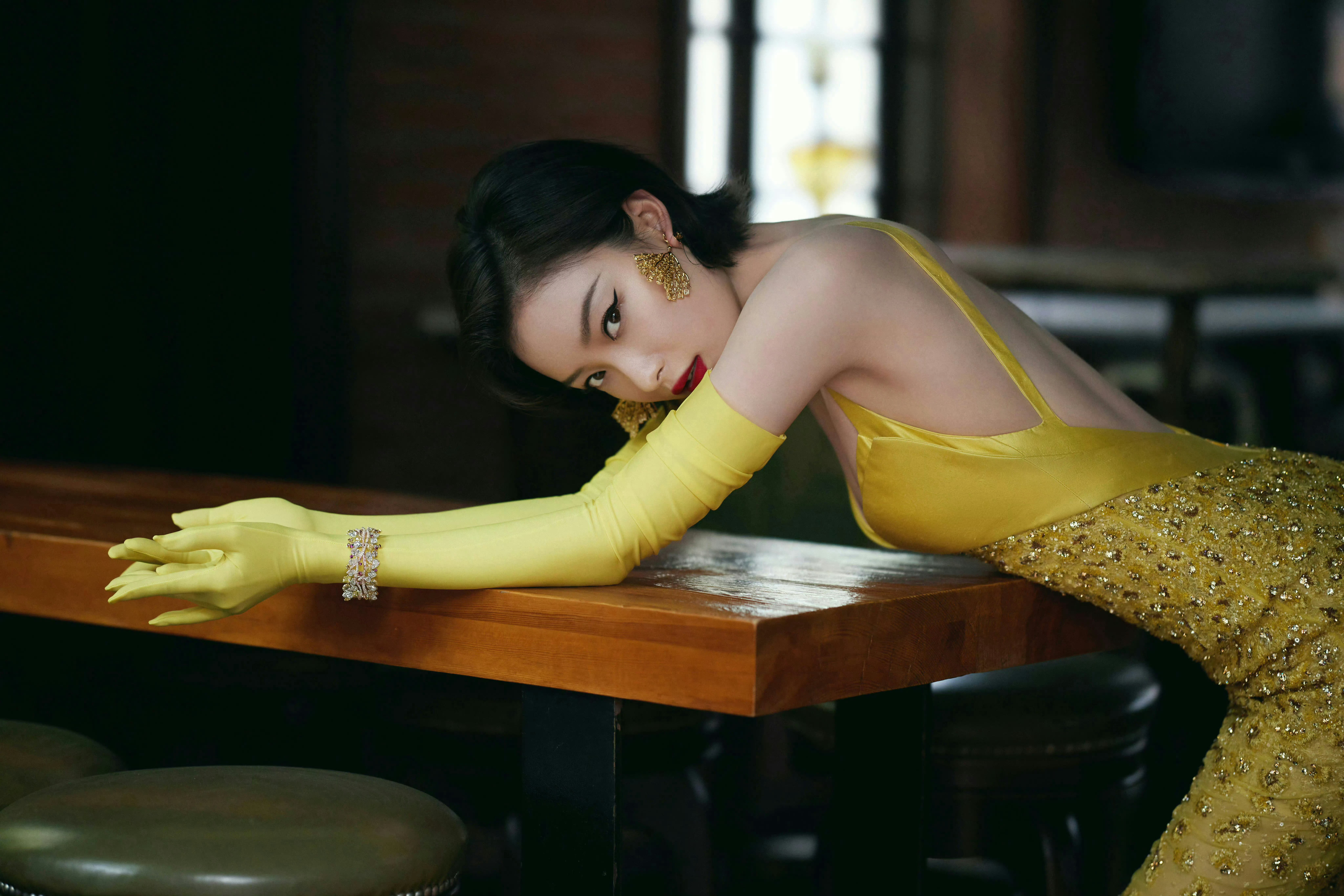 #倪妮米兰工作全记录好辣#倪妮曲线​