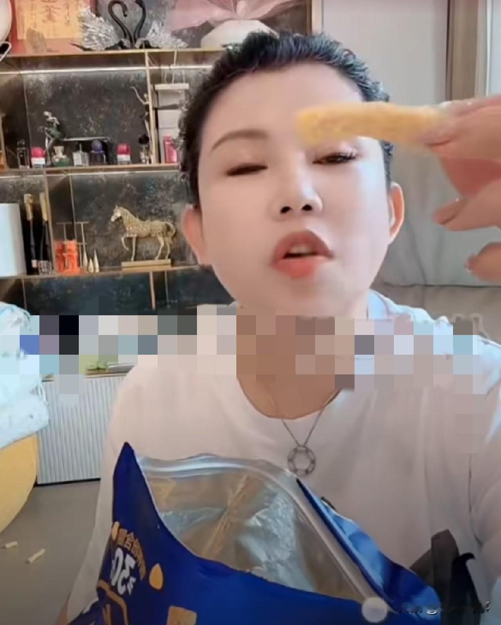 平荣为保持纤细身材，从不吃米饭！平荣为保持纤细好身