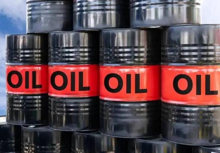 油价跌到腰斩，印度调整采购渠道，最近，国际油价突然像坐滑梯一样往下掉，俄罗斯的主