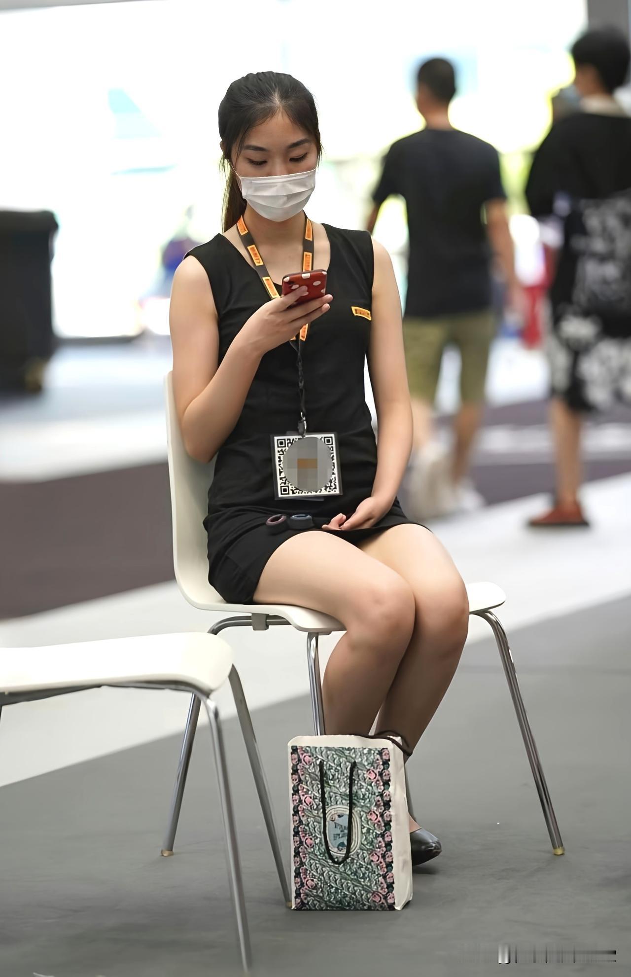 静坐观花落心随手机游