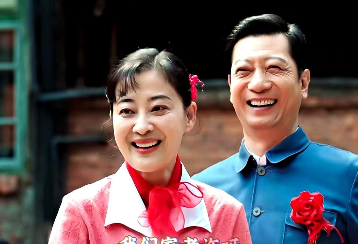 梅婷一笑，我就知道《父母爱情》再也回不来了。十年前她演安杰，那口小虎牙笑得