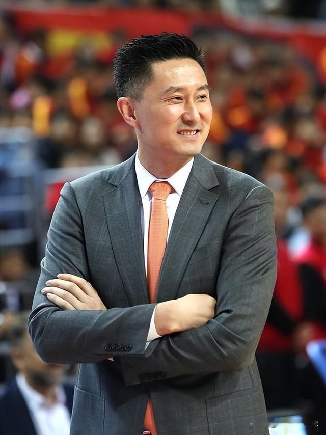 广东宏远男篮未来何去何从？广东宏远男篮近期因为杜锋不再续约的消息甚嚣尘上。在杜