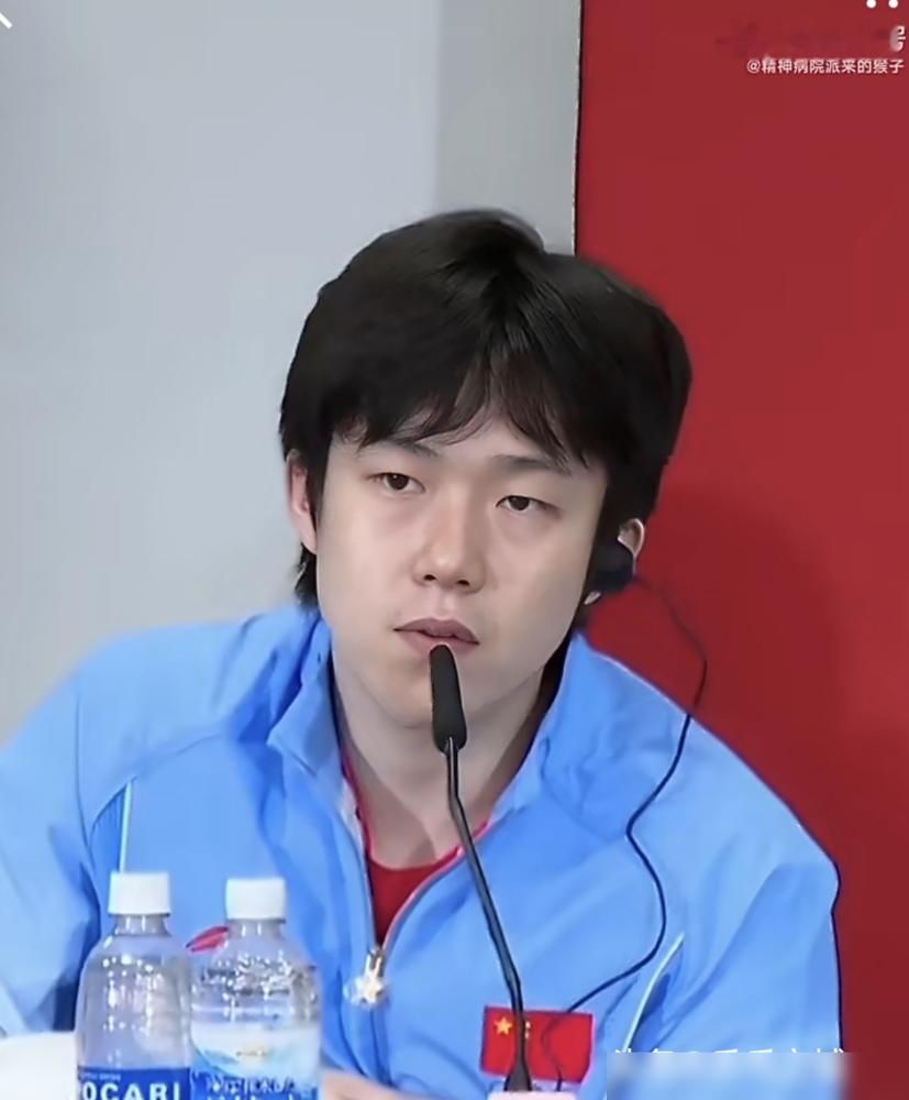 孙颖莎一句话，意外揭开了莎头组合差点没练的内幕，信息量太大了。亚运会混双赛后，孙颖莎对着镜头坦言，这