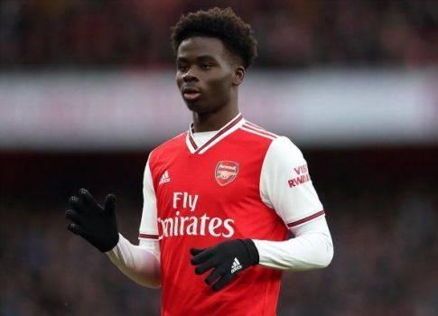 萨卡这场状态真差，浪费两次单刀，基本没有成功突破，现在前场有没有约克雷斯真的是两