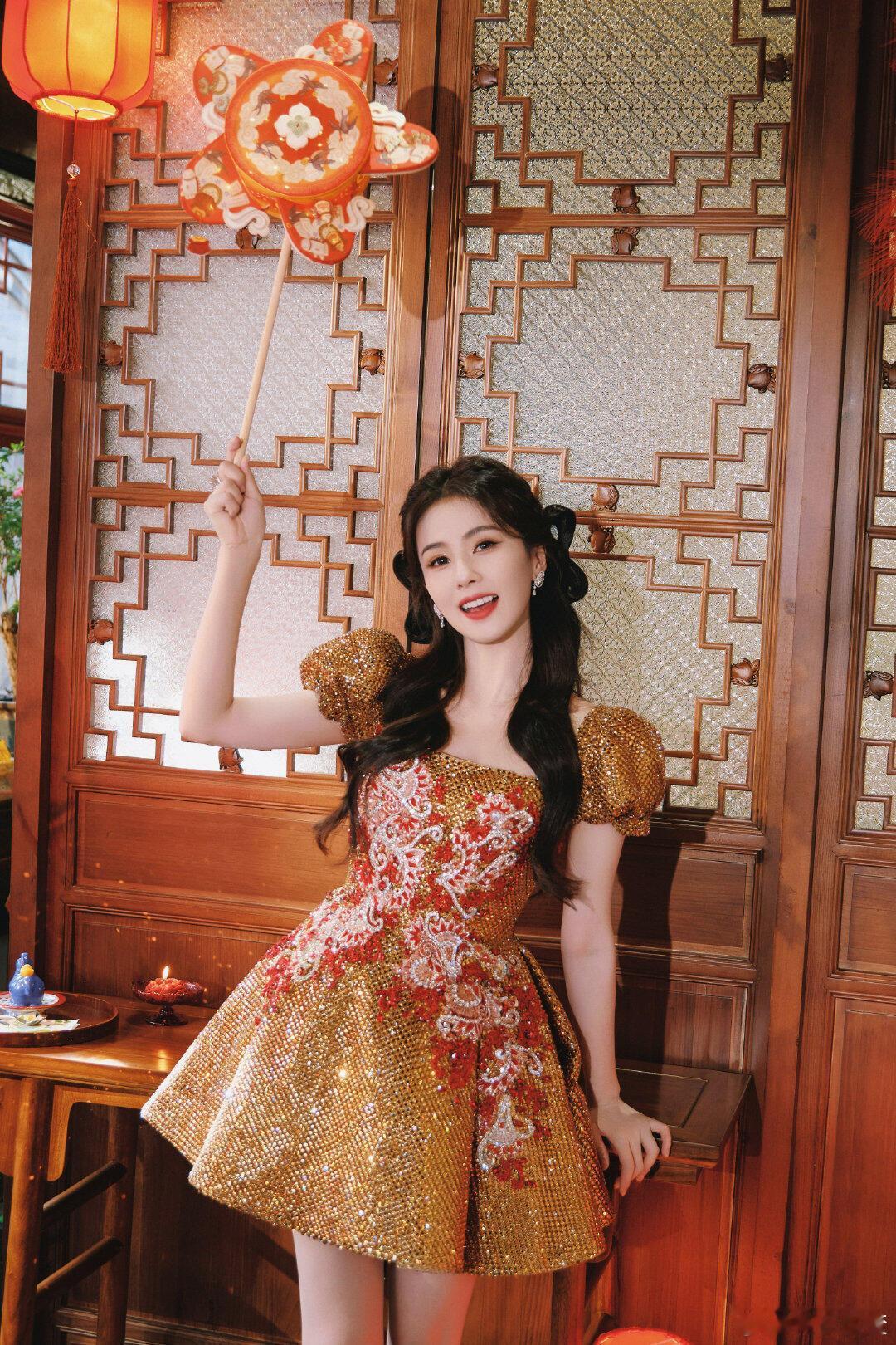 白鹿竹梦迎——白鹿新年快乐哈哈来一组鹿鹿春晚神图白鹿｜