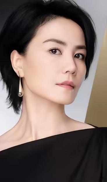 王菲为什么不回应。摄影师风波出来好几天了。不是她不会，也不是她不敢，而是
