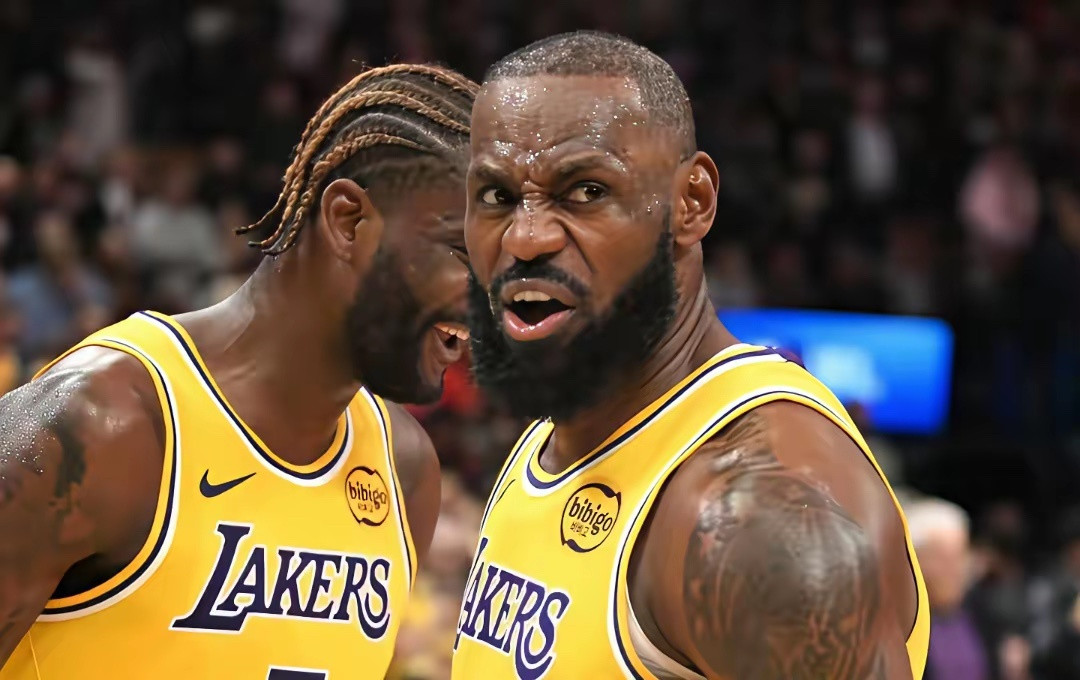 湖人管理层“舆论逼宫”勒布朗·詹姆斯，第一步就失败了。训练馆里，他连续命中超远三