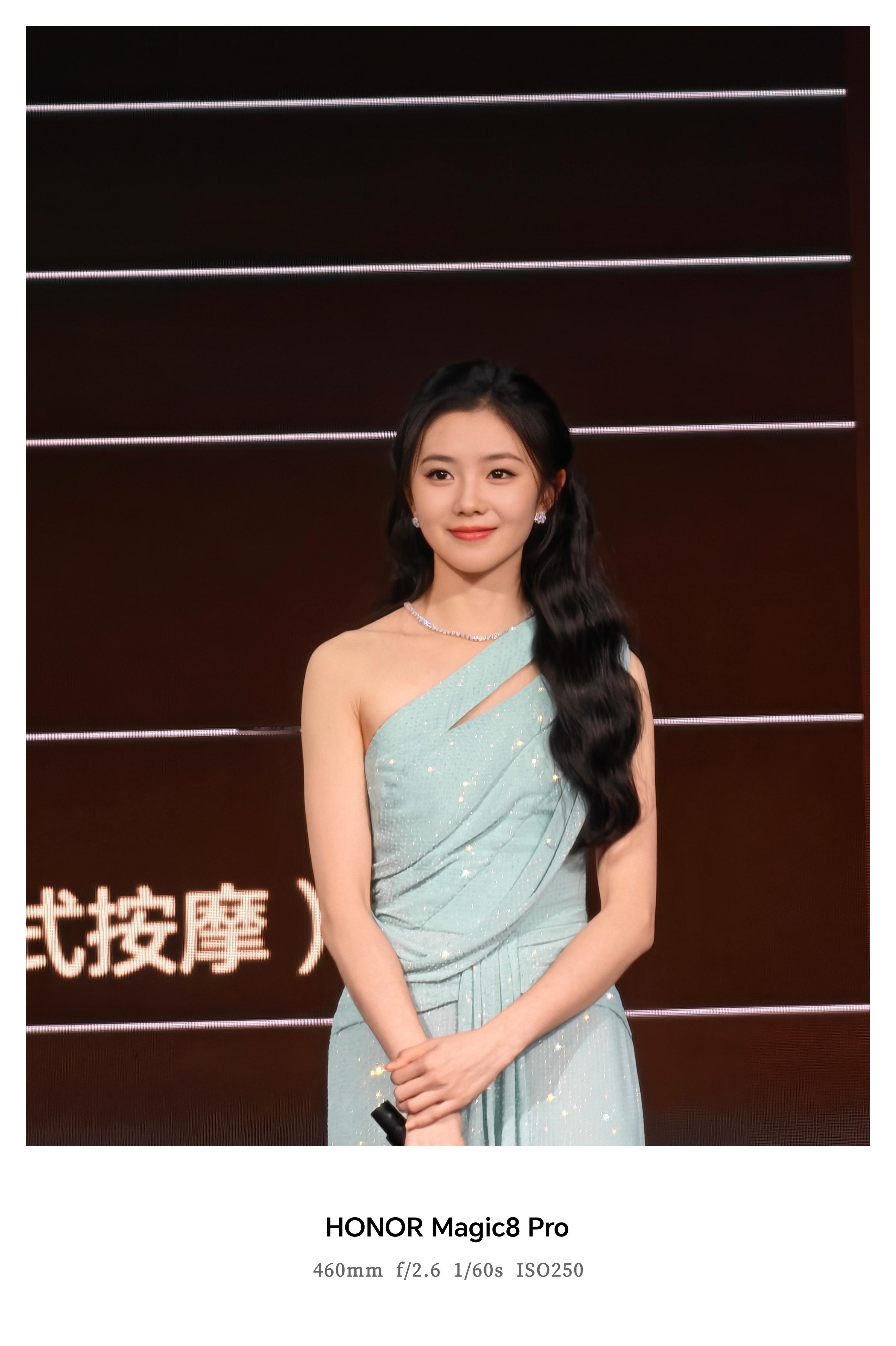 这组照片是用荣耀Magic8Pro拍的从20倍到40倍镜头