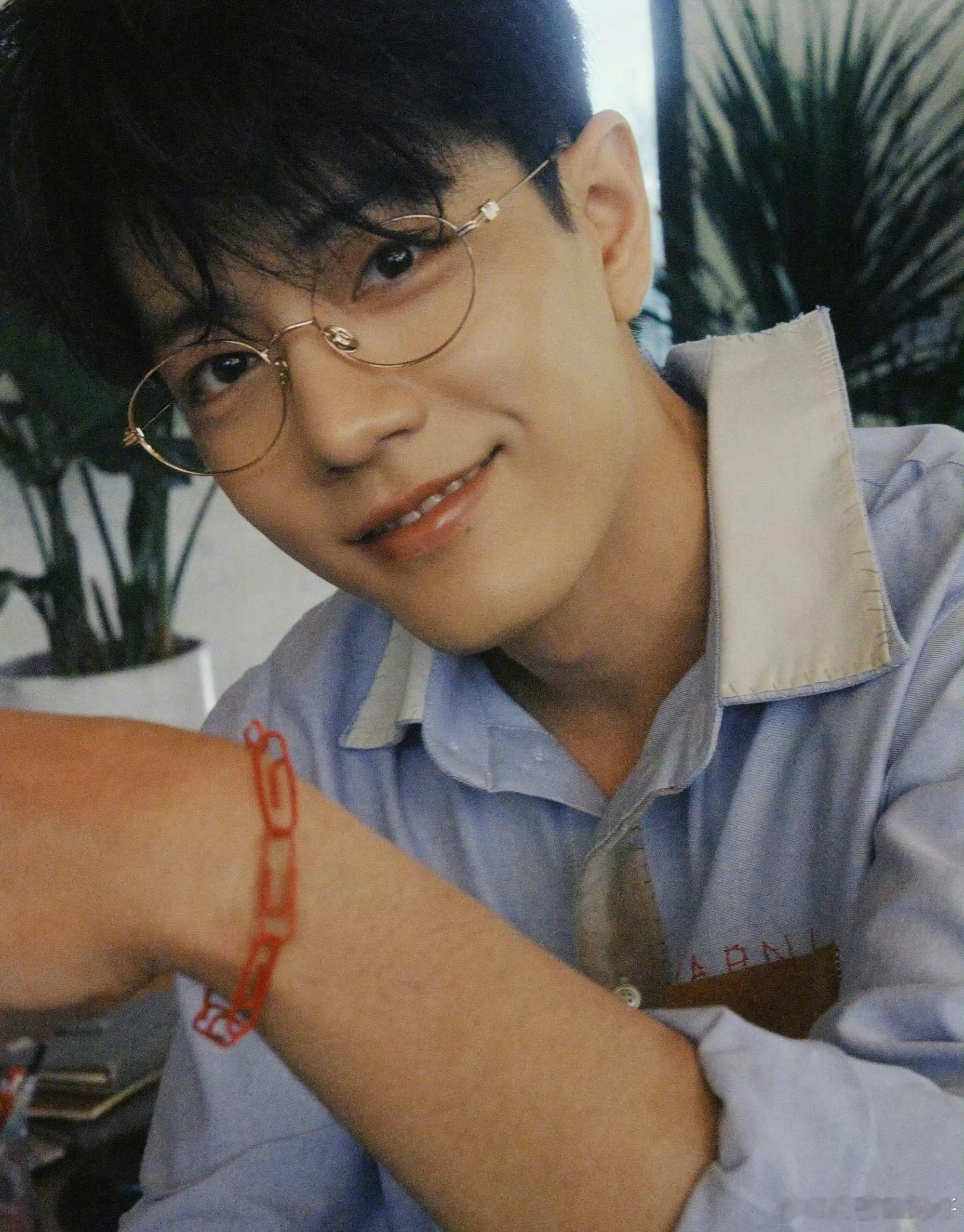 找到肖战这张原图