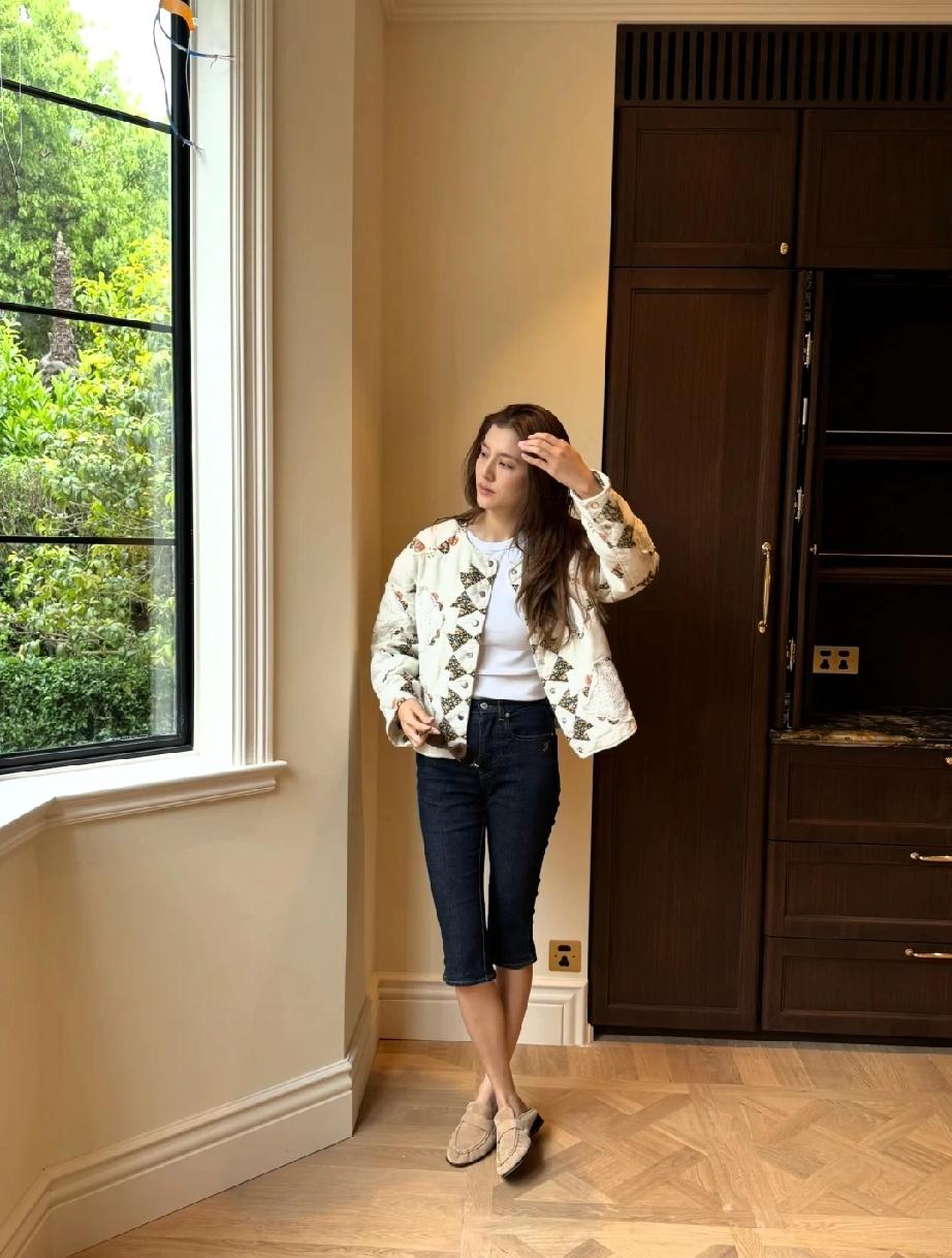 吴千语官宣好消息，她在上海新买的别墅快要装修完工了，从晒出图片来看，目前室内硬装