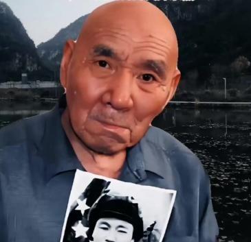 1953年，伟人见到志愿军“打坦克英雄”苏吊蛋后，觉得这个名字实在不雅，便笑着对