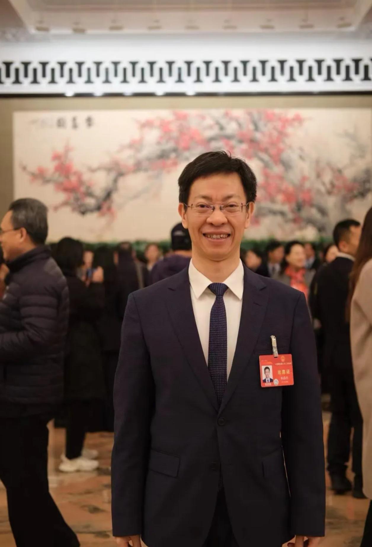 2026两会直击｜元宵节、重阳节放假？代表建议引爆热搜，网友：双手赞成！20