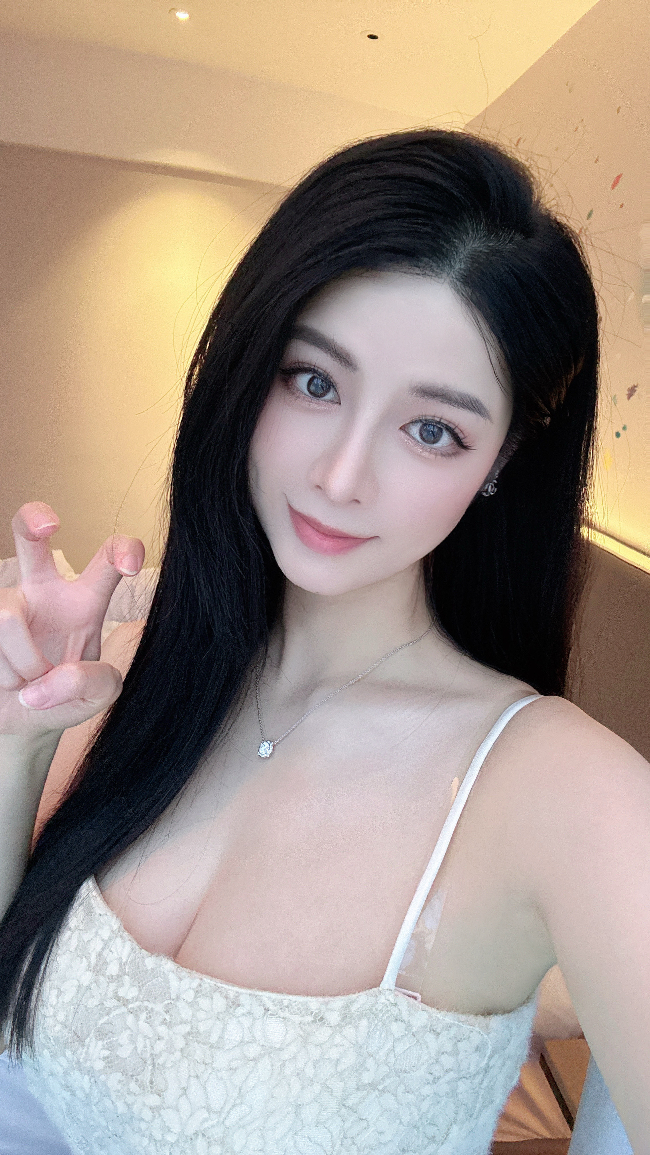 在不吃和少吃之间选择了不少吃