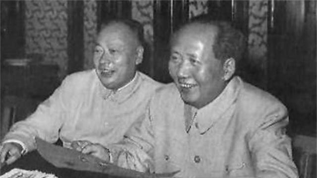 1953年，毛主席途经淮海战场遗址怒道：我不是刘邦，粟裕也不是樊哙一名警卫连长