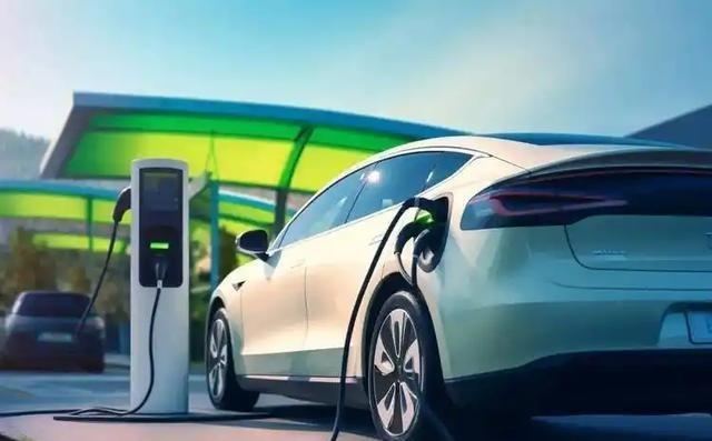 为什么外国不造新能源汽车？是造不出来还是没有造的必要？2024年底，美国几家