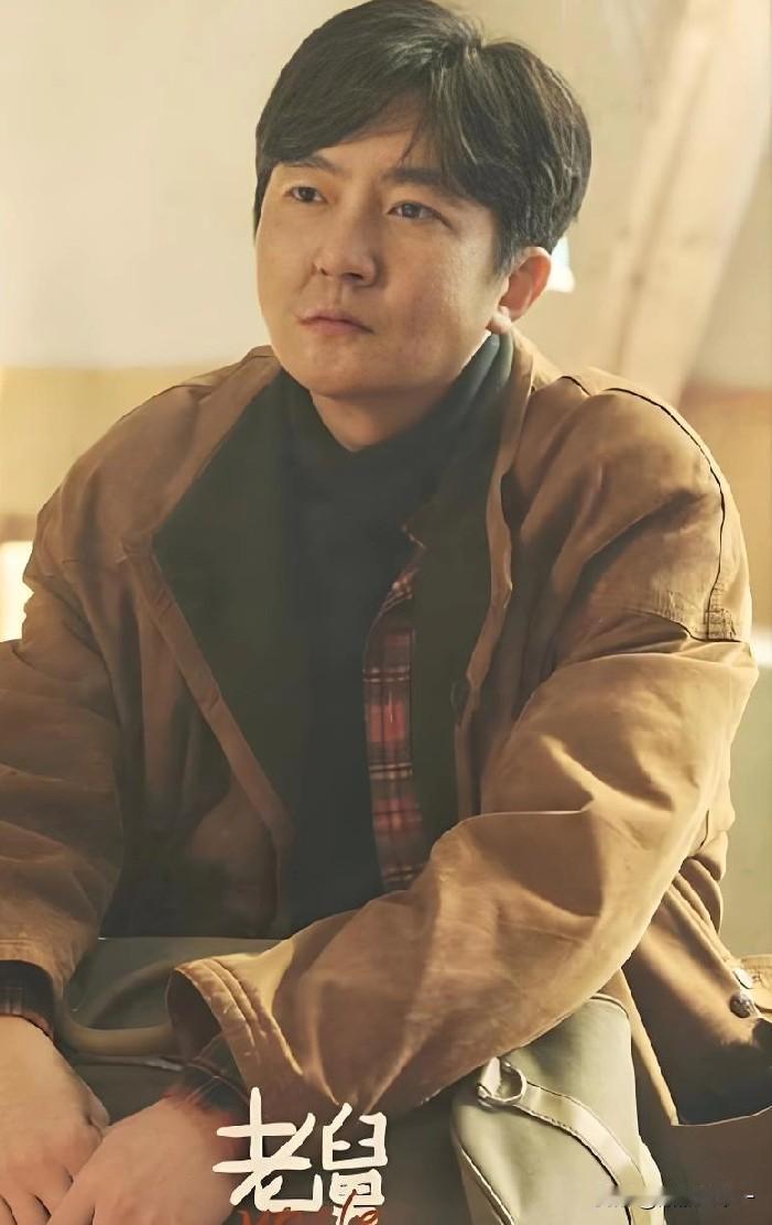 《老舅》最扎心的，不是干啥啥不行吃啥啥没够，也不是时代把人们整怀旧，而是