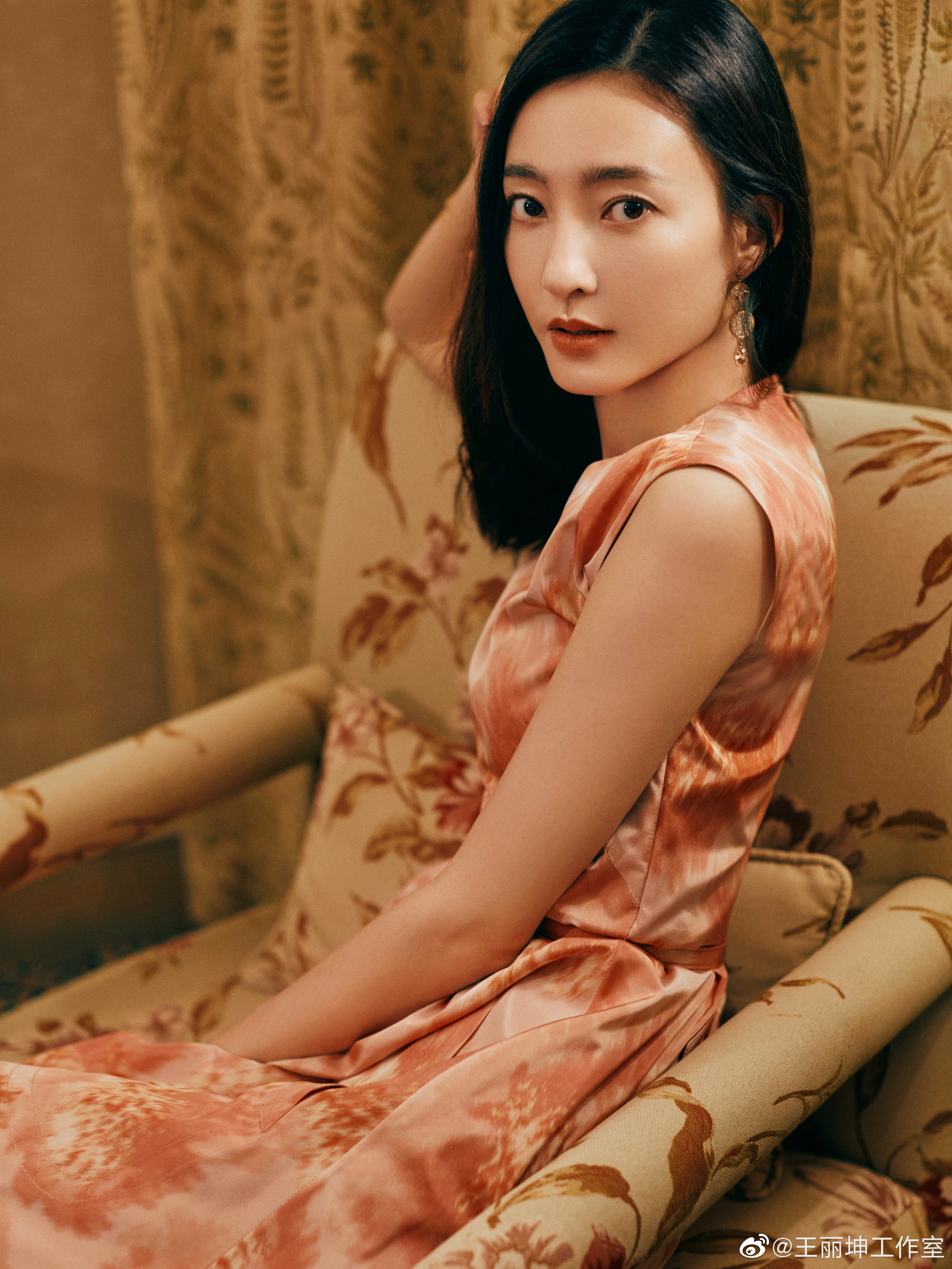 👠王丽坤
