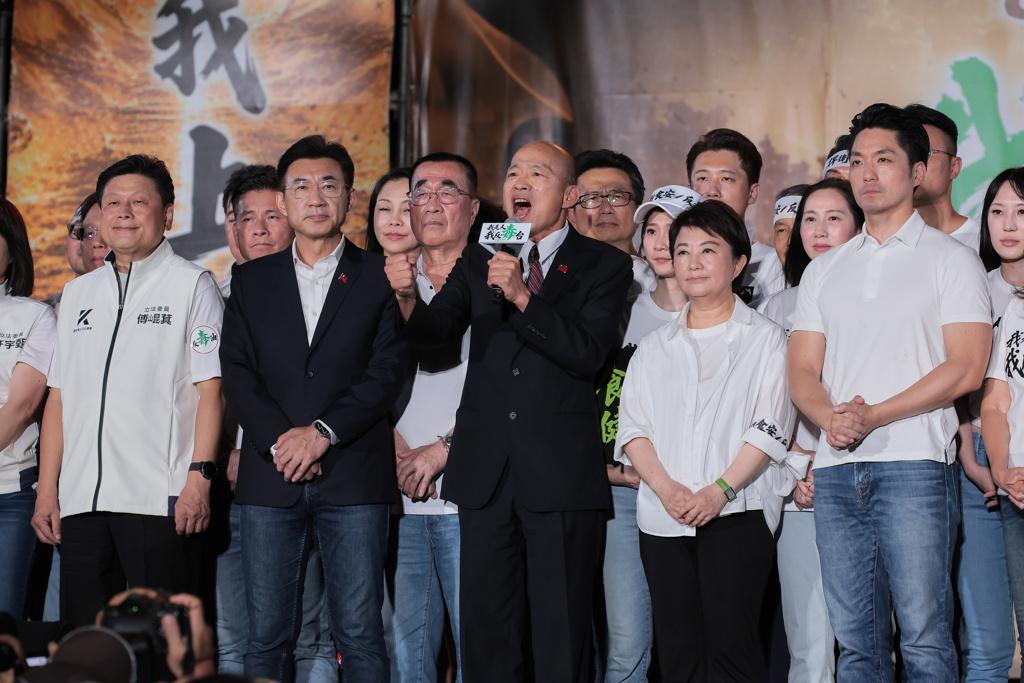 韩国瑜揭“民意的武器”徐巧芯曝赖只怕1事：他很自私大罢免投票一周年纪念活动2