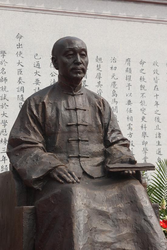 盛宣怀有个弟弟叫盛星怀，甲午战争爆发之时，他跟着卫汝贵的盛军出发至朝鲜。当时盛宣