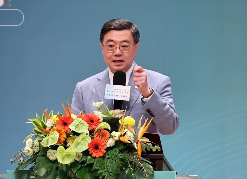 当众痛骂自己人想换取好感！卓荣泰反手打脸，韩国瑜算盘彻底落空！