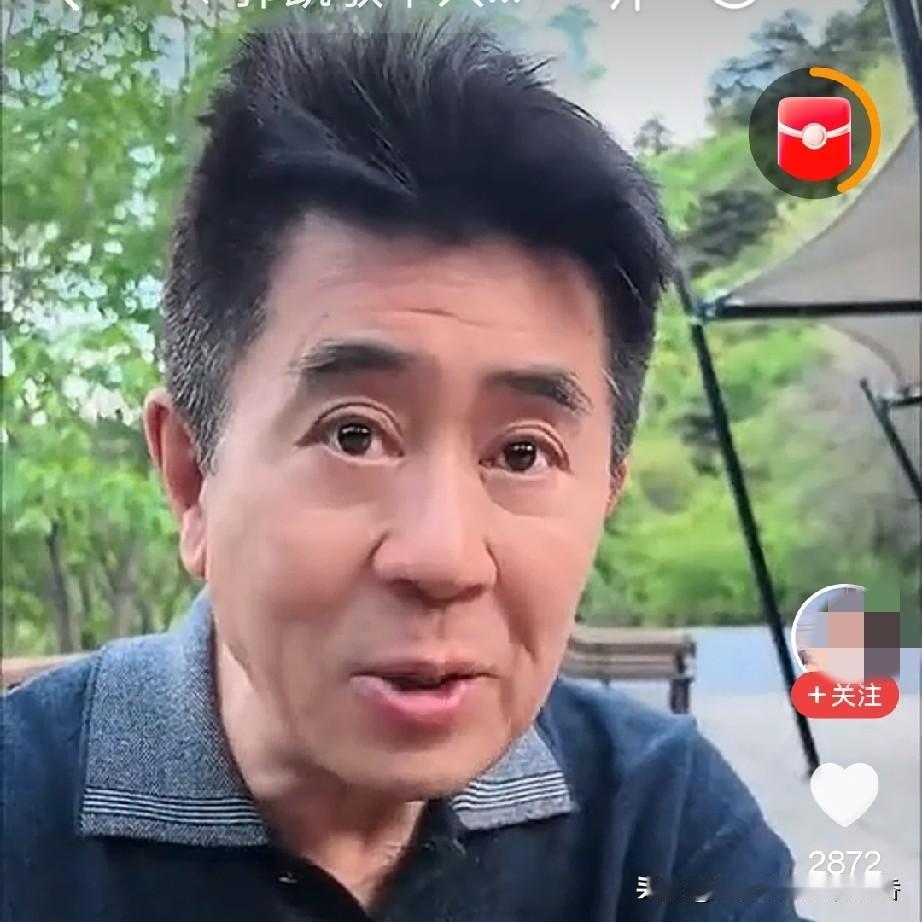 老演员郭凯敏现如今也68岁了，他在一档访谈节目中透露，自己是怎样走上电影演员这条