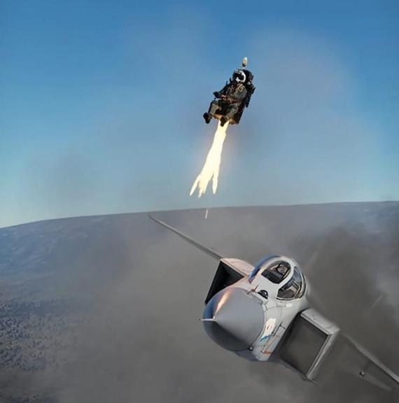 为何飞行员跳伞后就不能射杀？即使在战场杀红了眼，也不能杀飞行员，因为日本试过了，