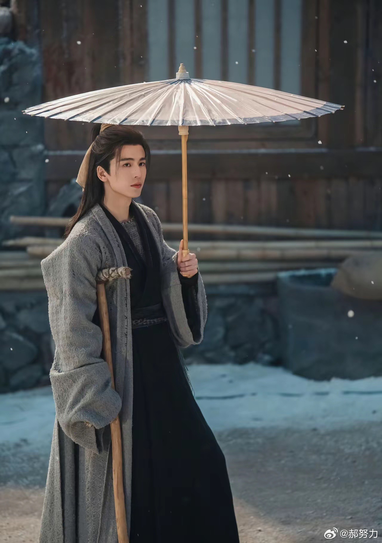 张凌赫很难复制王鹤棣和李现的爆火之路，东方青苍和韩商言其实都是观众对演员还不算太