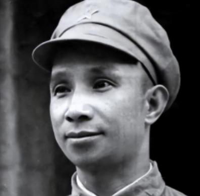 晚年李银桥坦露：毛主席对粟裕的评价，我再不说以后都没人知道。在毛主席身边跟了15