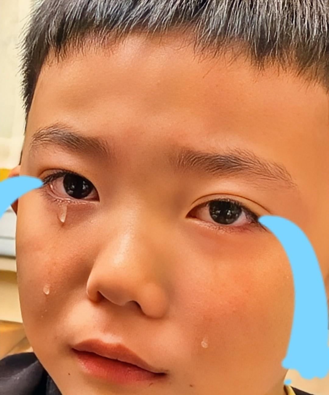 只因超35岁被嫌年纪大。这一哭，哭出了无数35+职场人的心酸！面试官们看不到