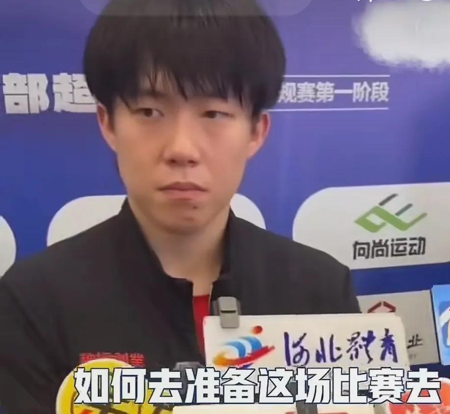 原来王楚钦在放烟雾弹！中午比赛结束后的采访，被问如何准备对上海队，大头很轻