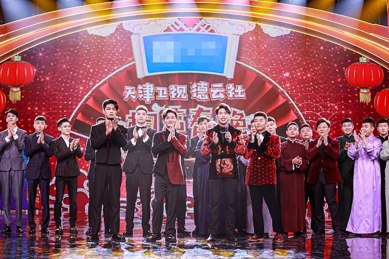 封口令下的沉默与崩塌德云社几百个徒弟往日里把师傅捧得比天还高，线上线下变着花样