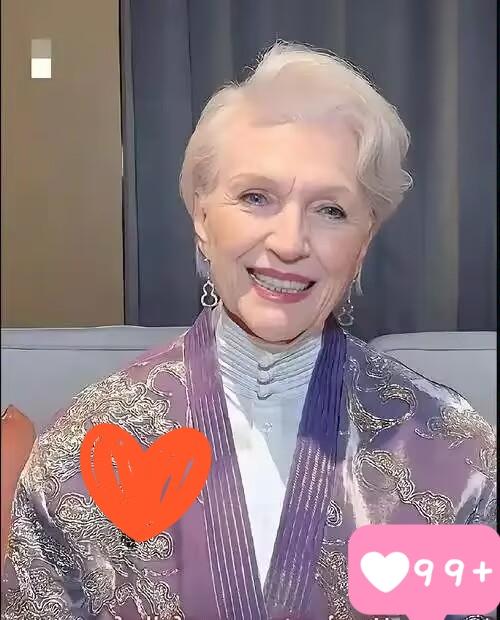 世界首富马斯克的母亲梅耶，在社交媒体上公然表态：中国在公路、隧道、建筑、基础设施