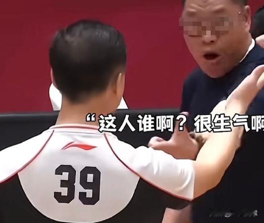8进4生死战传来四个消息+两张罚单！杜锋许利民发声，胡明轩摊牌季后赛京粤大战