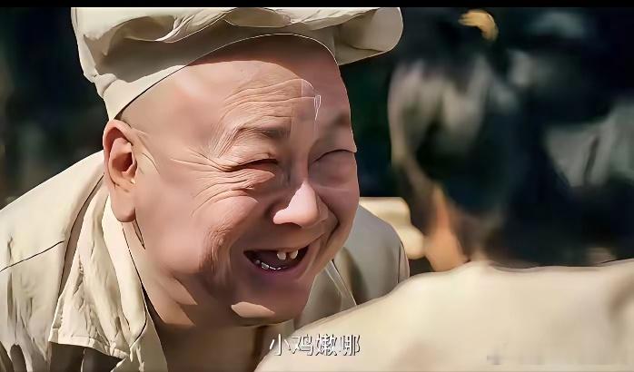 《主角》里忆秦娥对封潇潇有好感，却从不敢靠近。嫁给刘红兵后，每次夫妻生活都像受刑