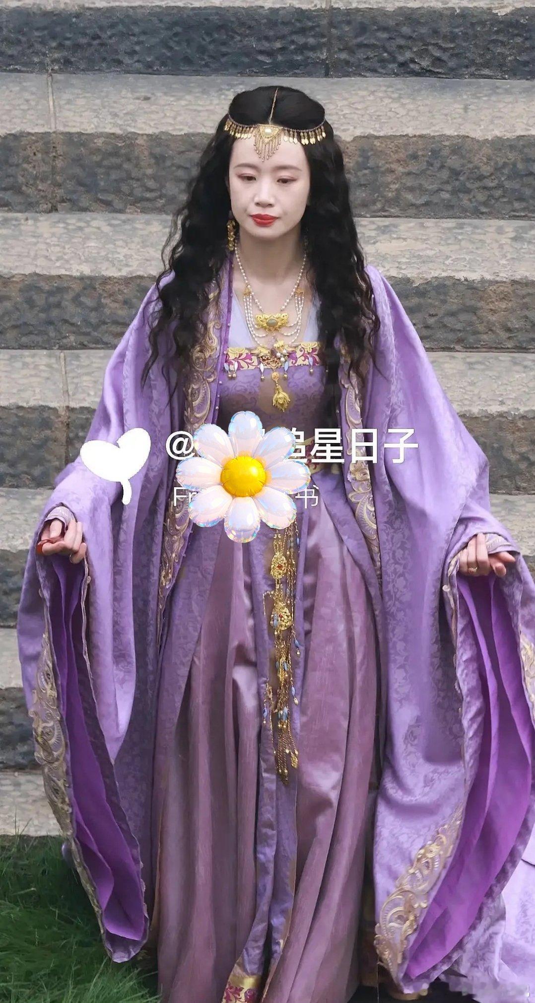 代拍在陷害还是她本来就长这样