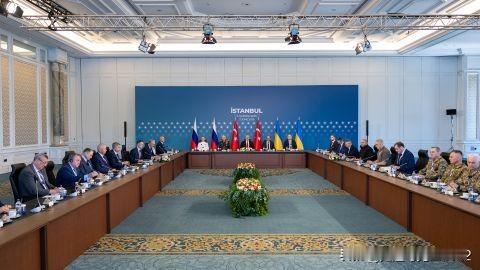 俄罗斯宣布，准备在伊斯坦布尔恢复与乌克兰的谈判莫斯科重申准备恢复在伊斯坦布