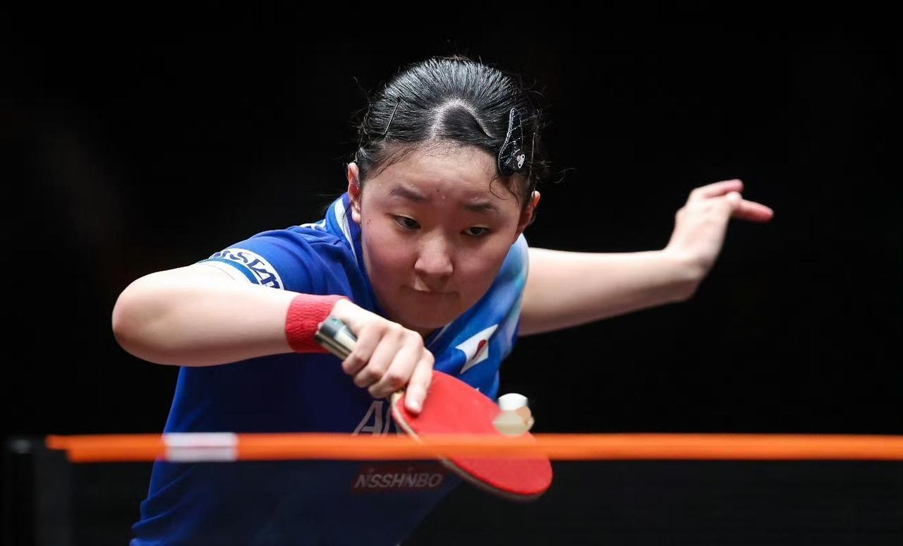 乒乓球总决赛首日比赛！国乒1人、日乒2人、韩乒1人遭遇“一轮游”1、石洵瑶—