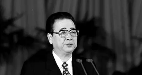 邓颖超临终呼唤李鹏：跨越半生的革命情谊与最后牵挂