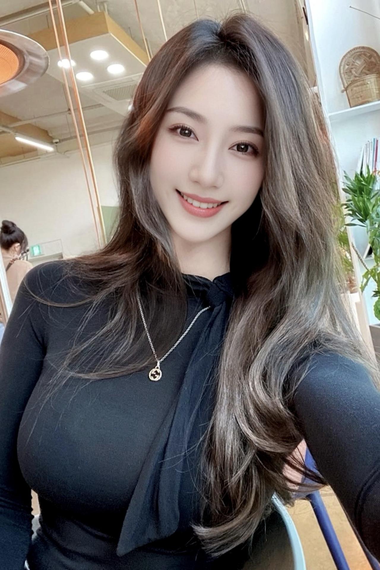 喜欢，那就继续处不要设限是朋友或是恋人不要试图抓住关系而是享受缘分走到哪