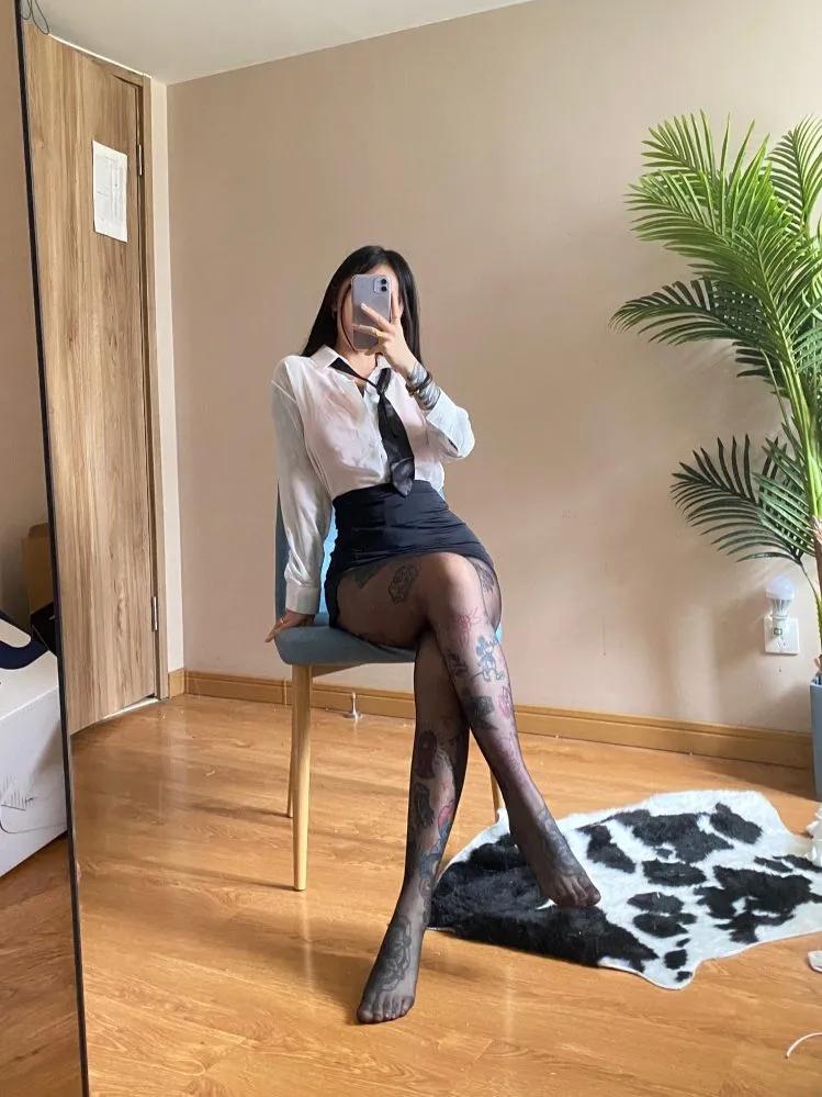 不要有身材焦虑，“大号女生”也值得被尊重，也有着慢慢的魅力！[比心][比心][比