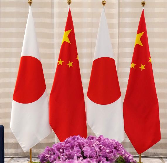 日本出来回应了，声称中国的主张毫无道理！7月22日，根据日媒报道，日本内阁官房长