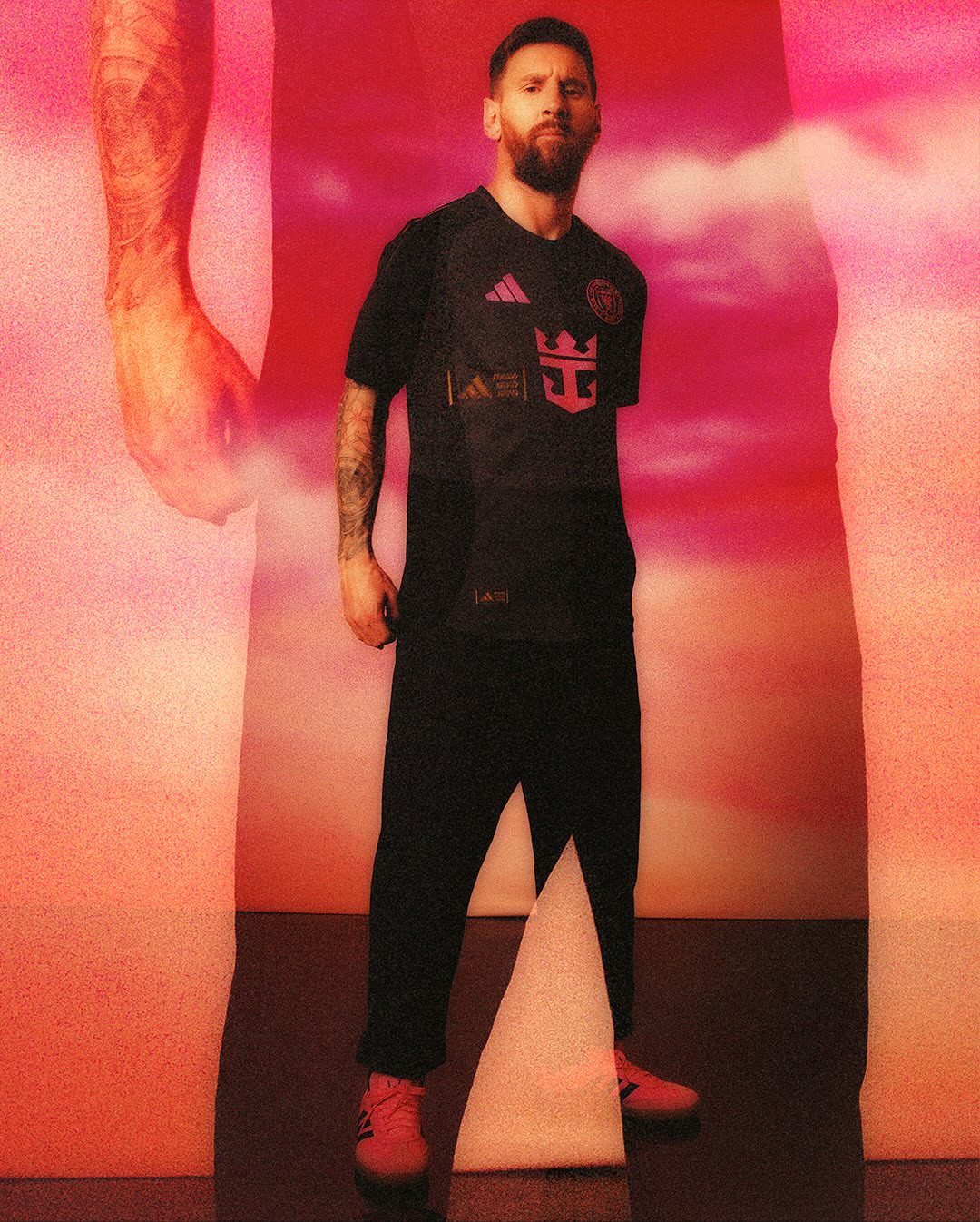 梅西一位摄影师更新ins：“甜蜜的梦由此构成，我曾与Leo共度的时光