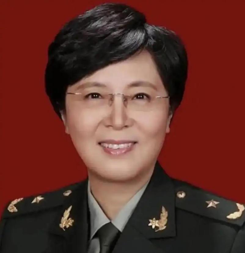 1988年，浙大教授23岁的女儿被保送清华。在旅游途中，她爱上35岁的酒厂工人，