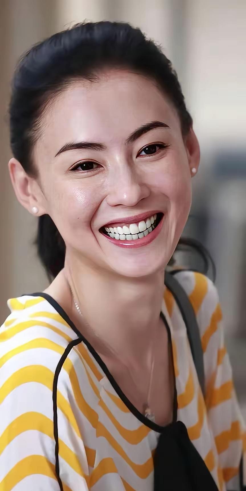 揭开谜底吧：谢霆锋那场世纪选择，让人心头一颤的从来不是结局。张柏芝是4K高清直